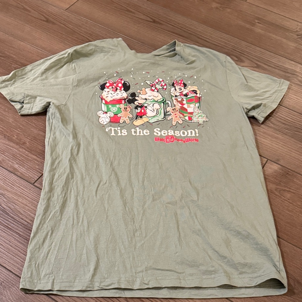 *Disney World Christmas Coffee Cocoa Tee